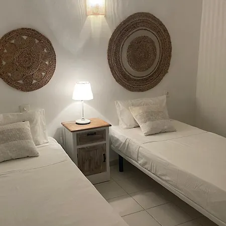Bella Lilia Apartment Es Pujols Exterior photo